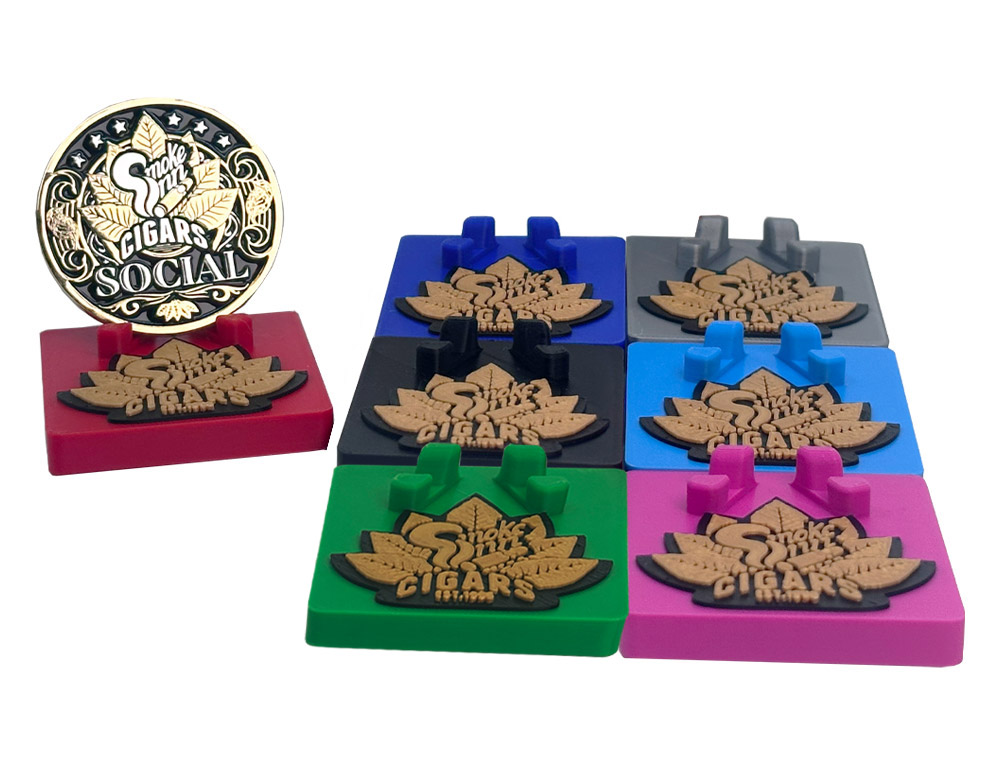 Smoke Inn Challenge Coin Holder